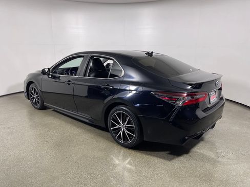 Certified 2024 Toyota Camry SE FWD image 5