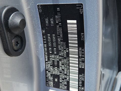 Used 2025 Toyota Corolla Cross XLE FWD image 26