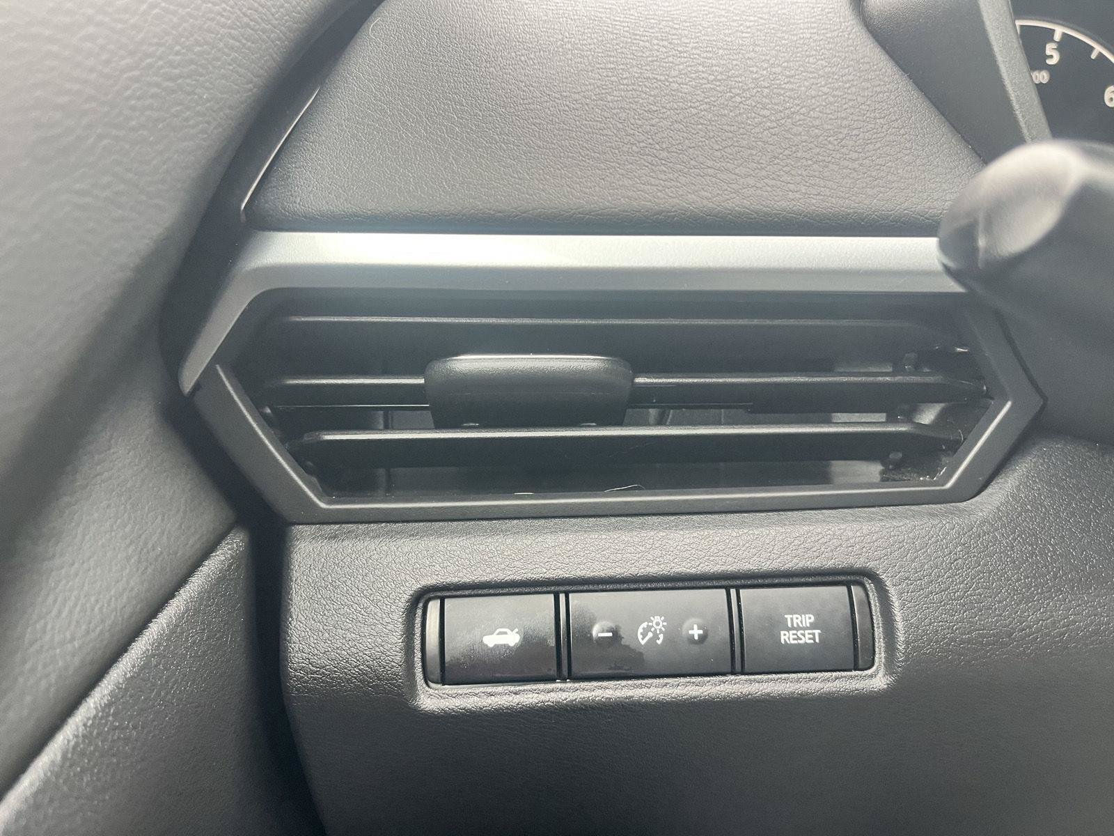 Certified 2025 Nissan Altima 2.5 S FWD image 31