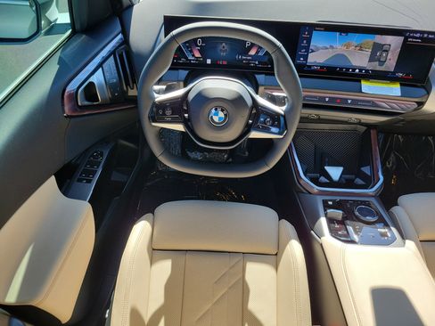 New 2026 BMW X3 xDrive30 w/ Premium Package image 11