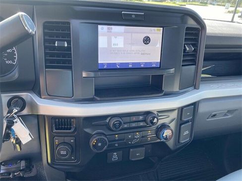 New 2025 Ford F550 4x4 Regular Cab Super Duty w/ XL Chrome Package image 36