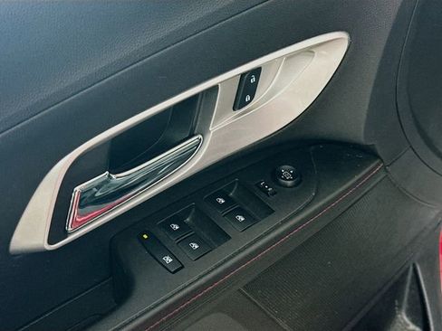 Used 2015 Chevrolet Equinox LT w/ Driver Convenience Package image 18