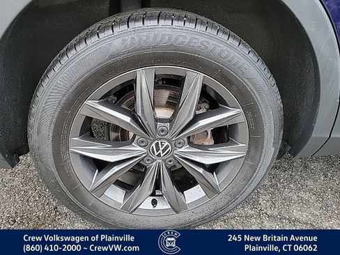 Certified 2023 Volkswagen Tiguan SE AWD/4WD image 19