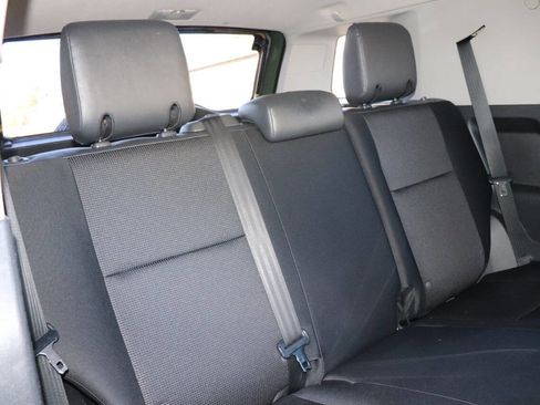 Used 2013 Toyota FJ Cruiser 4WD w/ Convenience Pkg image 40