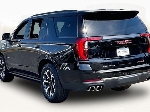 Used 2025 GMC Yukon AT4 Ultimate w/ LPO, Floor Liner Package AWD/4WD image 4