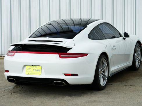 Used 2015 Porsche 911 Carrera 4 image 47