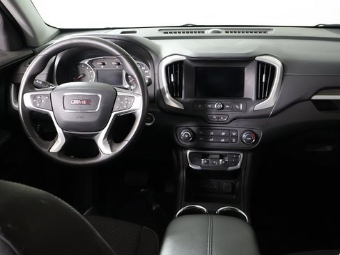 Used 2024 GMC Terrain SLE image 36