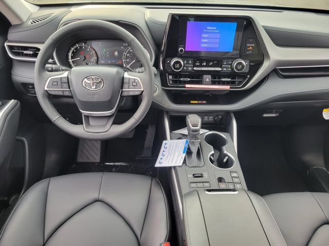 New 2026 Toyota Highlander XLE AWD/4WD image 7