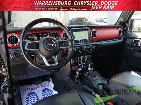 Used 2021 Jeep Gladiator Rubicon w/ Dual Top Group AWD/4WD image 16