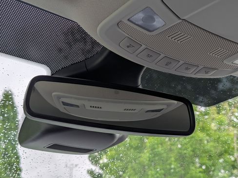 Used 2024 Ford Edge SEL image 25