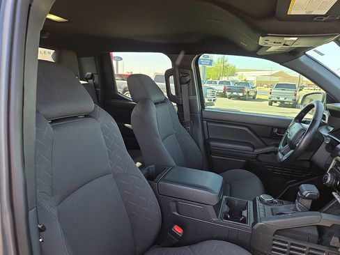 Used 2024 Toyota Tacoma SR image 11