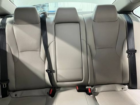 Used 2024 Honda Accord Touring image 12