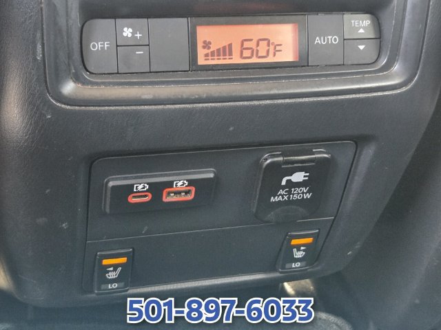 Used 2020 Nissan Pathfinder SL AWD/4WD image 13