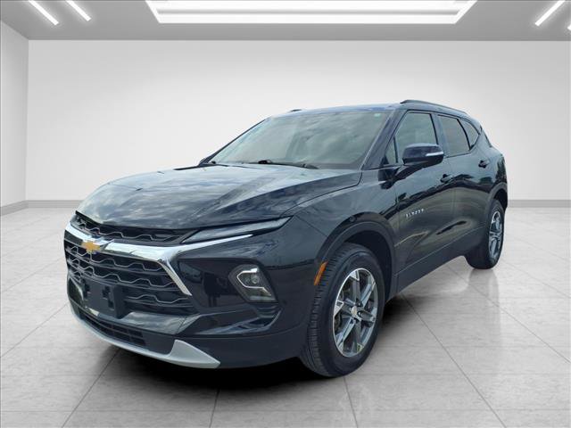Used 2024 Chevrolet Blazer LT AWD/4WD image 4