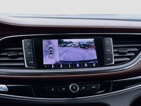 Used 2021 Buick Enclave Avenir w/ Avenir Technology Package AWD/4WD image 14