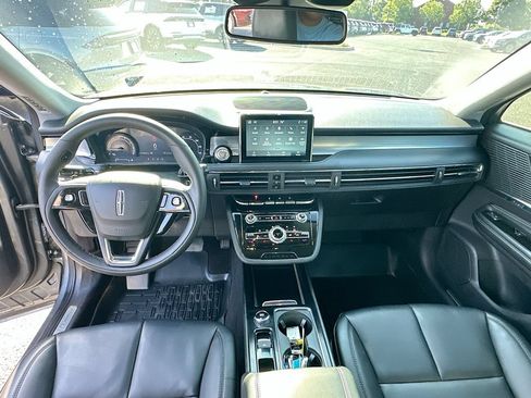 Used 2022 Lincoln Corsair FWD image 3