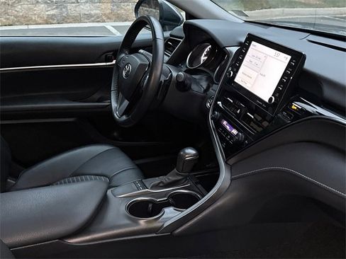 Certified 2023 Toyota Camry SE image 11