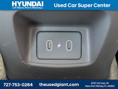 Used 2024 Hyundai Elantra SEL FWD image 14
