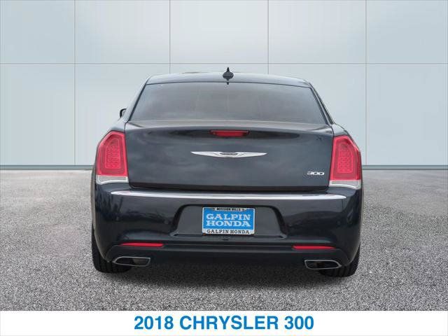Used 2018 Chrysler 300 Limited w/ Safetytec Plus Group RWD image 8