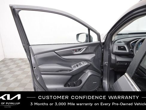 Used 2023 Subaru Ascent Limited w/ Technology Package image 9