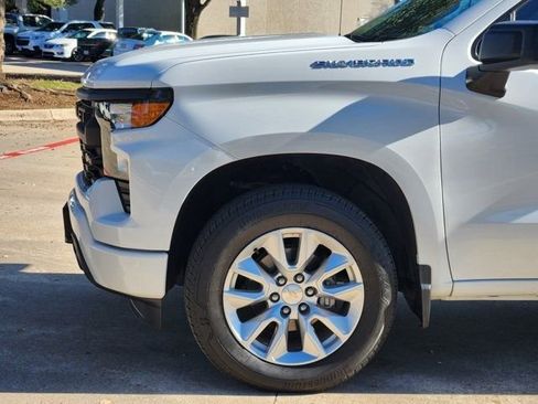 Used 2023 Chevrolet Silverado 1500 Custom image 16