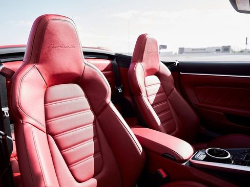 Used 2021 Porsche 911 Turbo S image 39