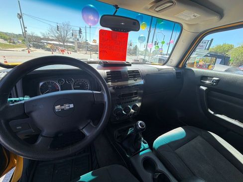 Used 2006 HUMMER H3 AWD/4WD image 13