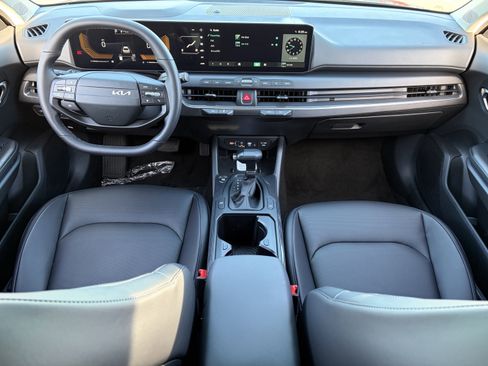 New 2026 Kia K4 EX FWD image 13