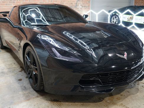 Used 2018 Chevrolet Corvette Stingray Coupe w/ Battery Protection Package image 21