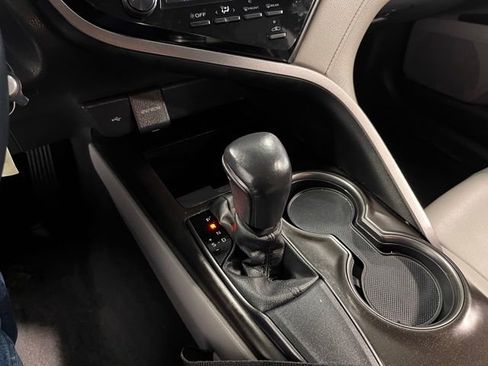 Used 2021 Toyota Camry SE FWD image 30