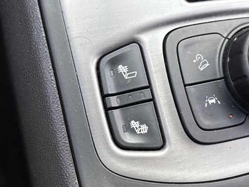 Used 2023 GMC Terrain AT4 w/ Infotainment Package II AWD/4WD image 18