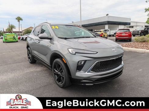 Used 2024 Buick Encore GX Sport Touring w/ Advanced Technology Package FWD image 1
