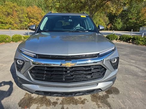 Used 2024 Chevrolet TrailBlazer LT image 12