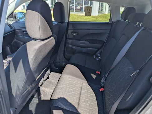 Used 2025 Mitsubishi Outlander Sport AWD image 18