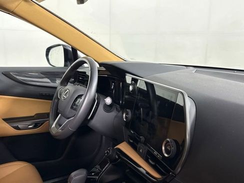 Certified 2025 Lexus NX 250 FWD w/ Towing Package (2000 Lbs) image 34