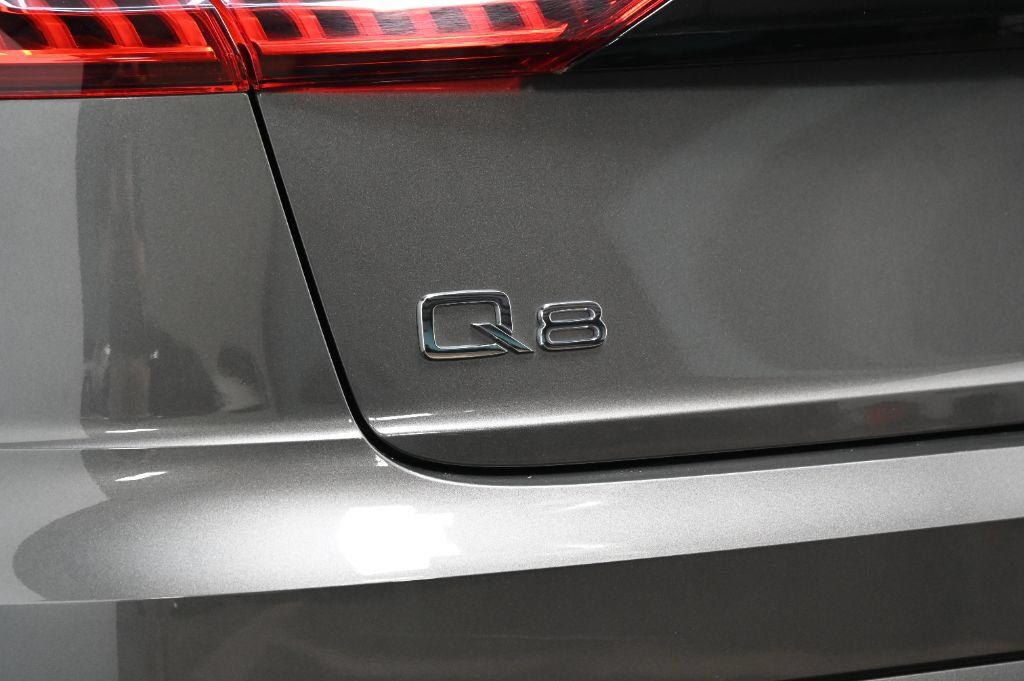Used 2020 Audi Q8 Premium w/ Cold Weather Package AWD/4WD image 14