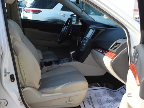 Used 2012 Subaru Outback 2.5i Limited AWD/4WD image 9