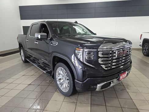 Used 2023 GMC Sierra 1500 Denali image 7