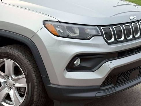 Certified 2022 Jeep Compass Latitude w/ Convenience Group AWD/4WD image 10