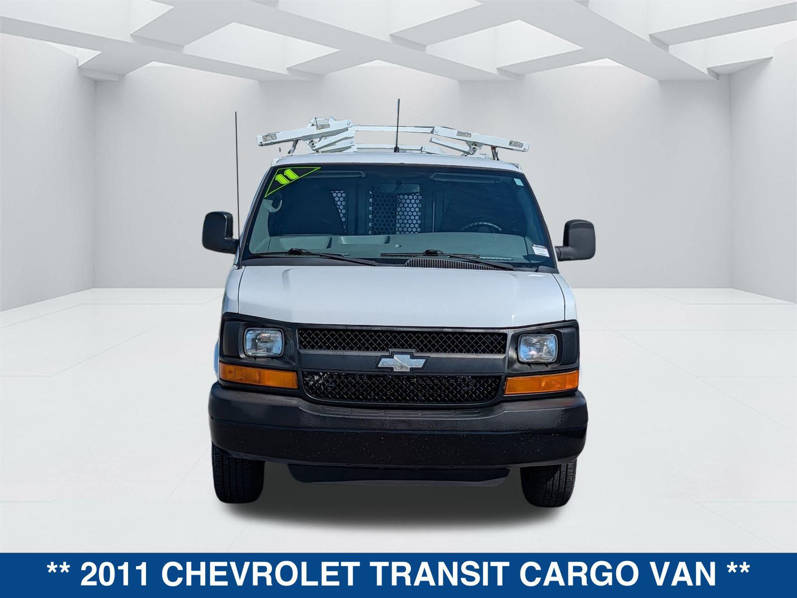 Used 2011 Chevrolet Express 2500 RWD image 9