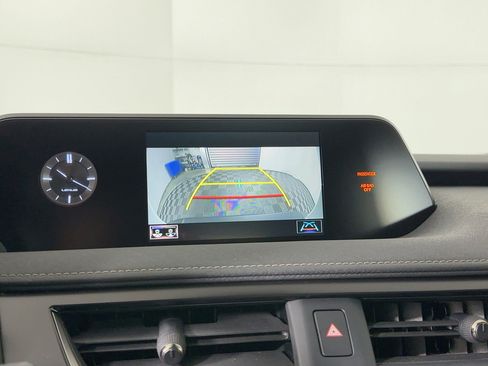 Used 2021 Lexus UX 250h w/ Premium Package image 24