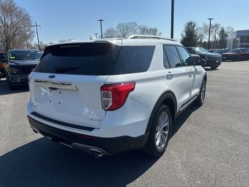 Certified 2023 Ford Explorer Limited w/ Limited Technology Package image 9