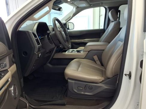 Used 2020 Ford Expedition XLT w/ Equipment Group 202A RWD image 10