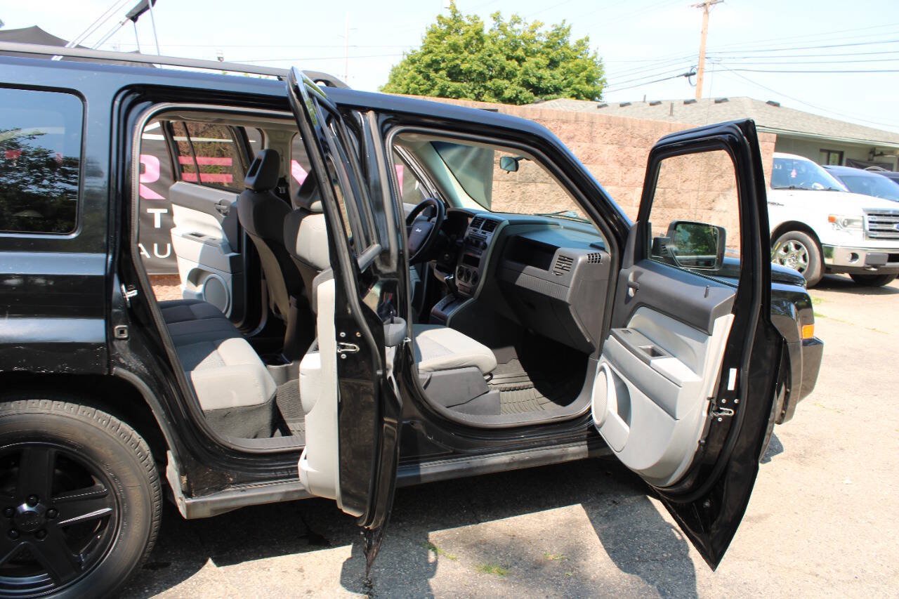 Used 2007 Jeep Patriot Sport FWD image 18