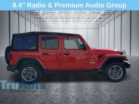 Used 2020 Jeep Wrangler Unlimited Sahara AWD/4WD image 8