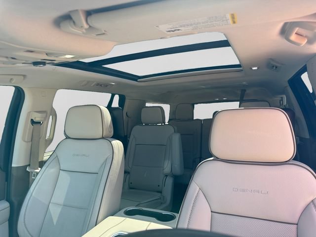 Used 2023 GMC Yukon XL Denali w/ LPO, Floor Liner Package AWD/4WD image 22