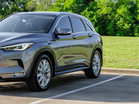 Used 2019 INFINITI QX50 Luxe w/ Cargo Package FWD image 9