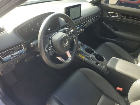 Used 2025 Honda Civic Sport image 15