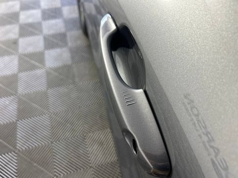 Used 2022 Ford Escape SE w/ Cold Weather Package FWD image 11