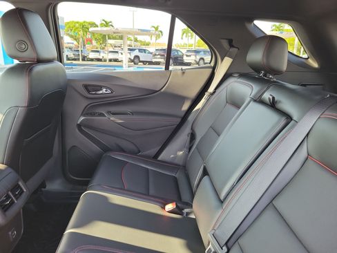 Used 2024 Chevrolet Equinox RS w/ RS Leather Package FWD image 10